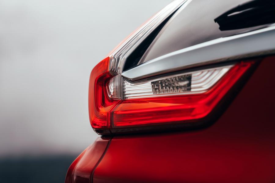 Детали экстерьера Honda CR-V 2018 года  (EU) (фото 10 из 40)